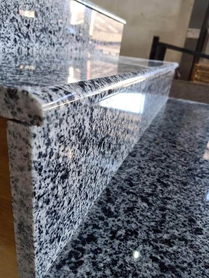 Le granite, c’est la classe et la résistance...